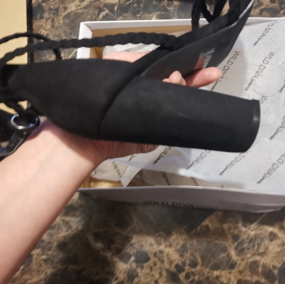 Selling black sued high heels new in box - Picture 2 of 6